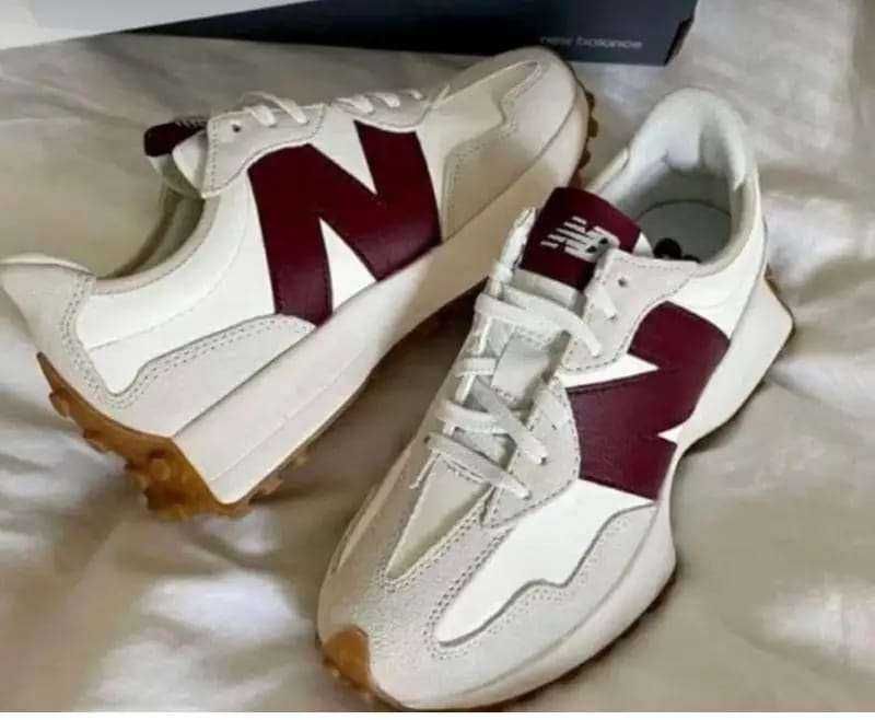 New Balance modelo 327 verde tropa