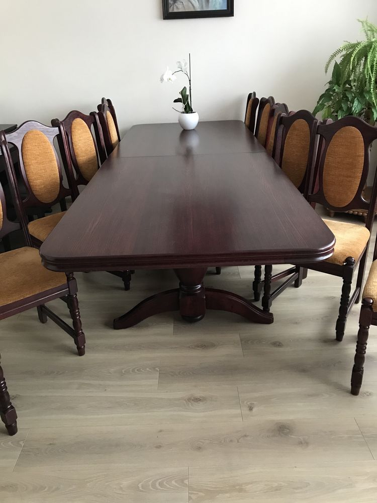 Duży solidny stół rozkładany jadalny plus 12 krzeseł