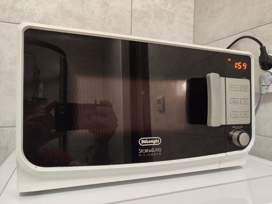 Мікрохвильова піч