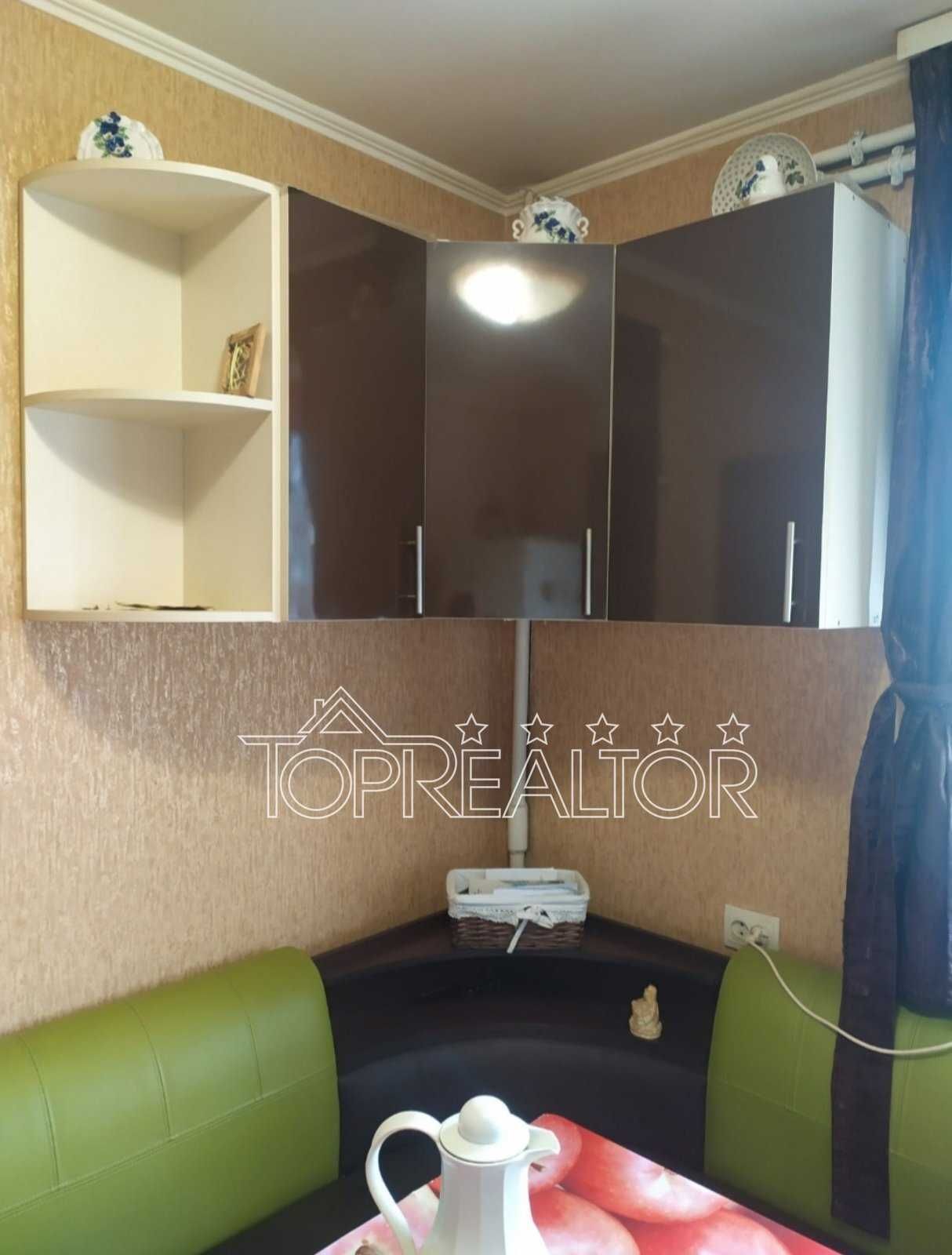 СТАЛИНКА С ЛИФТОМ! Ж/Б! ПУШКИНСКАЯ! 2 дом от метро. Продам 2к 45 м2