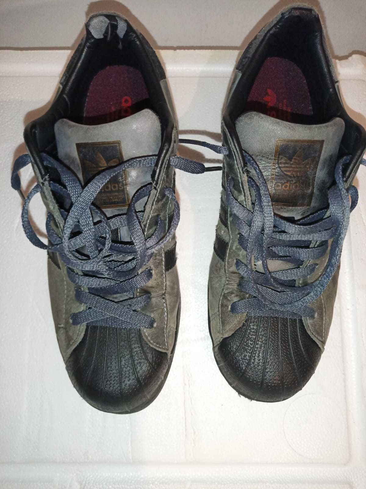 Ténis Adidas Superstar 82 cinzentos