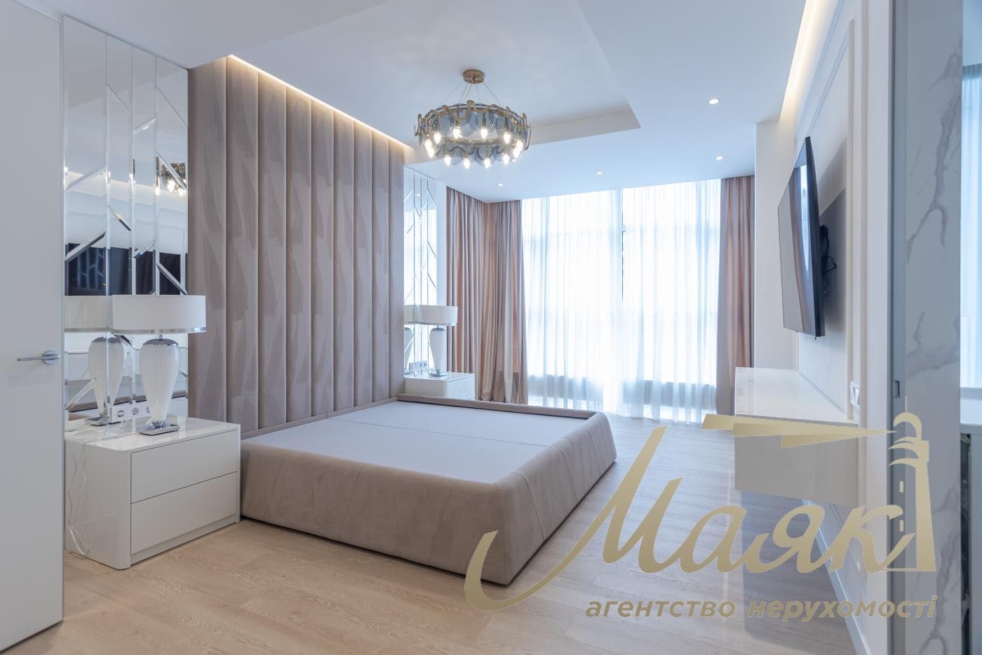 Аренда 4-к квартиры 180м² в ЖК Новопечерские Липки Драгомирова 15Б