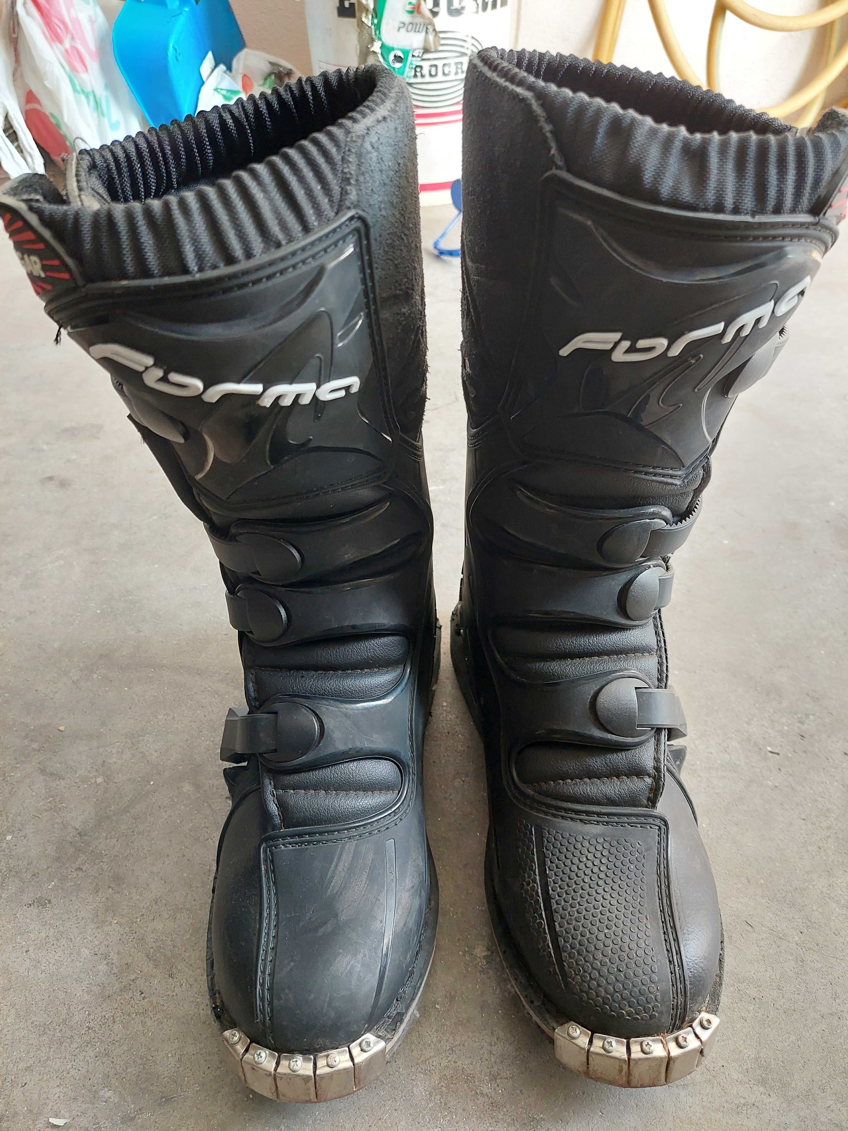 Botas off road Forma e equipamento