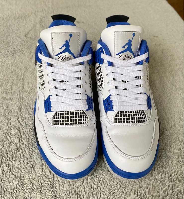 Jordan 4 Retro Motorsports R.43