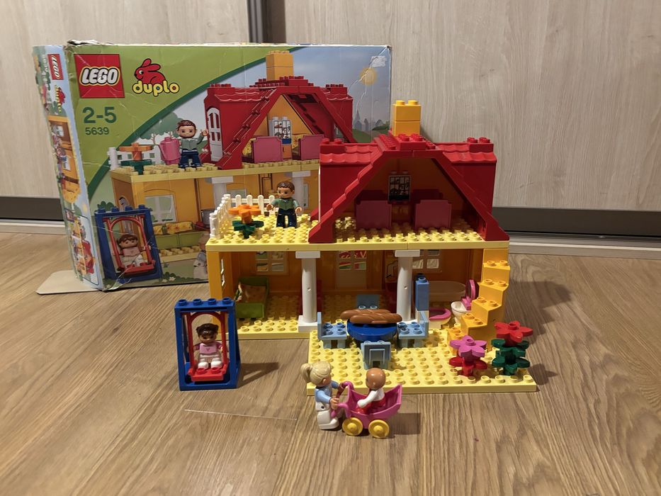 Lego Ville Duplo domek dla calej rodzinki 3 w 1 plus zestaw figurek