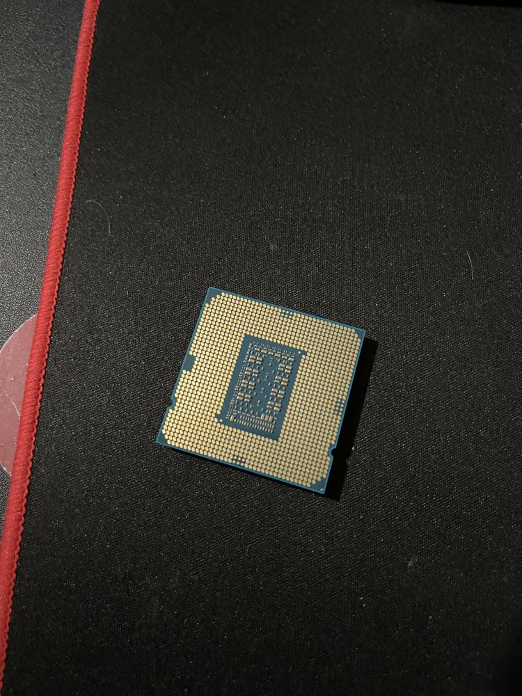 Процесор i7 11700f