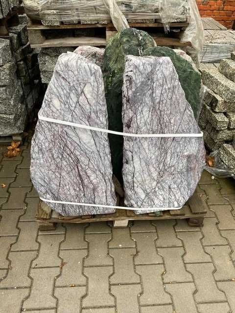 nagrobki skalne pomniki marmurowe