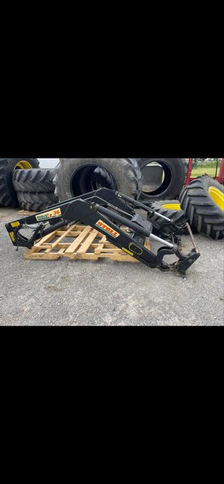 Tur ładowacz czolowy stoll F36, F30