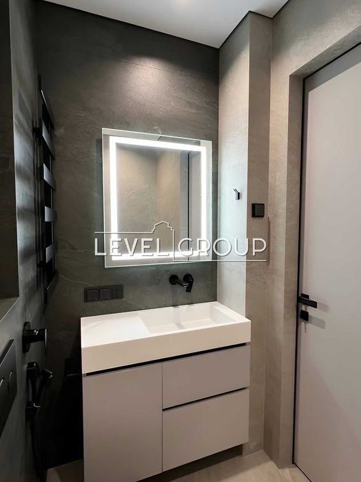 2 кімн преміум ремонт 78м2 ЖК ФАЙНА ТАУН Салютна Щербаківського НИВКИ