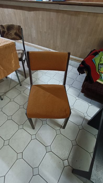 Krzesło PRL Vinted do renowacji