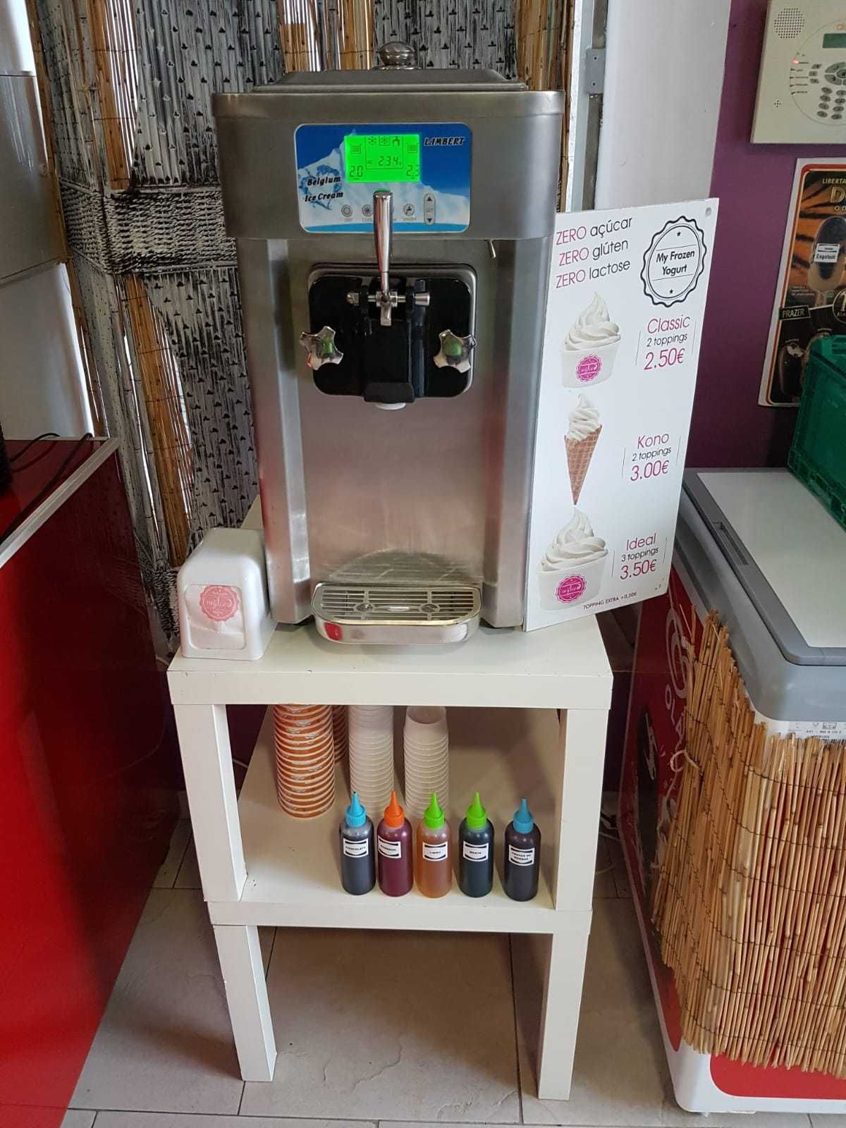 2 Máquinas de Gelados Soft ou Açaí "LAMBERT" – Excelente Oportunidade