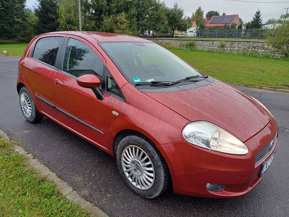 Fiat Grande Punto 2007r 1.4cn Benz klima 6 biegów 140tys przebiegu