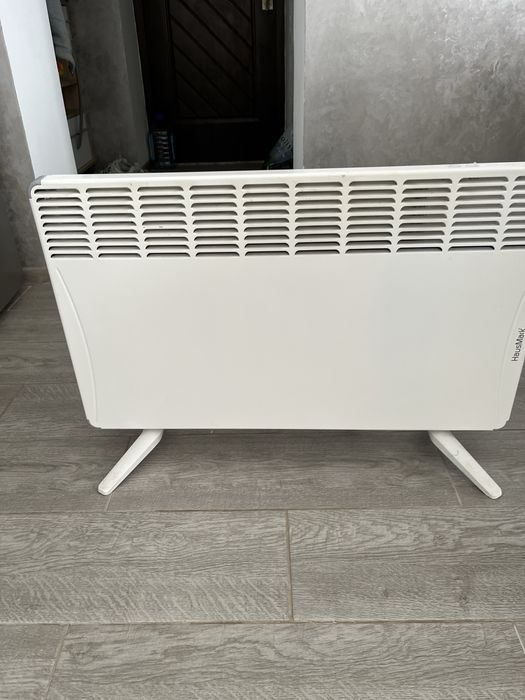 Конвектор/ Обігрівач hausmark майже новий