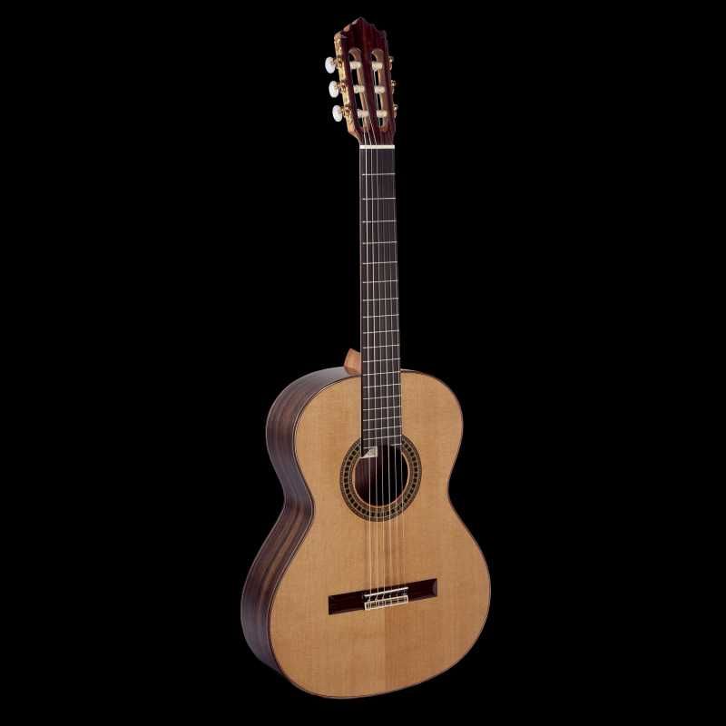 Paco Castillo 204 gitara klasyczna Made in Spain -Solid Top