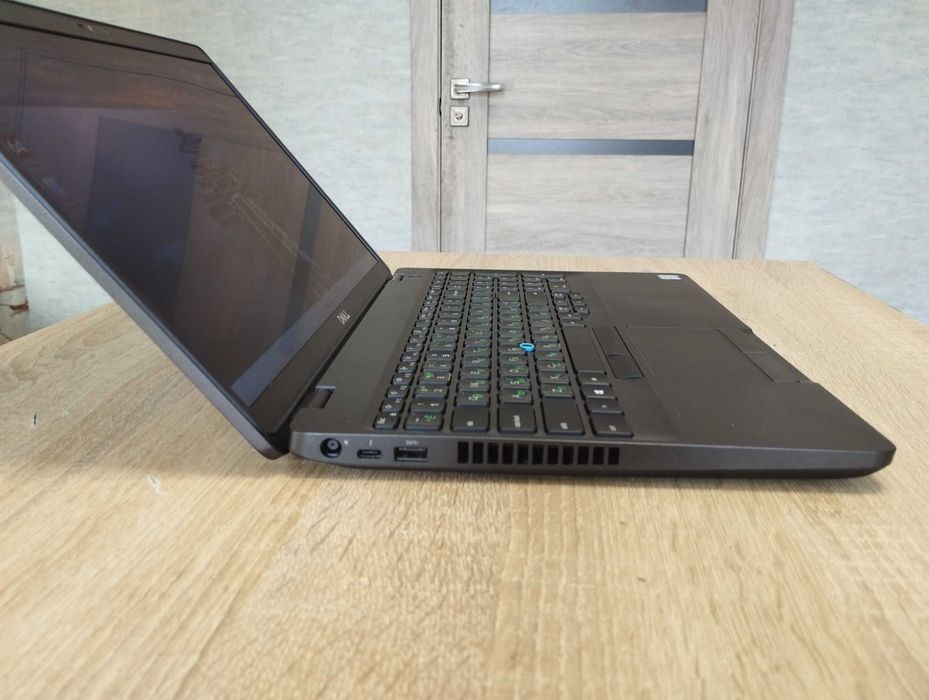 Dell Latitude 5501,I7-9850H (4.6 ГГц) 6/12 ядер,32GB RAM,512GB SSD,Тач
