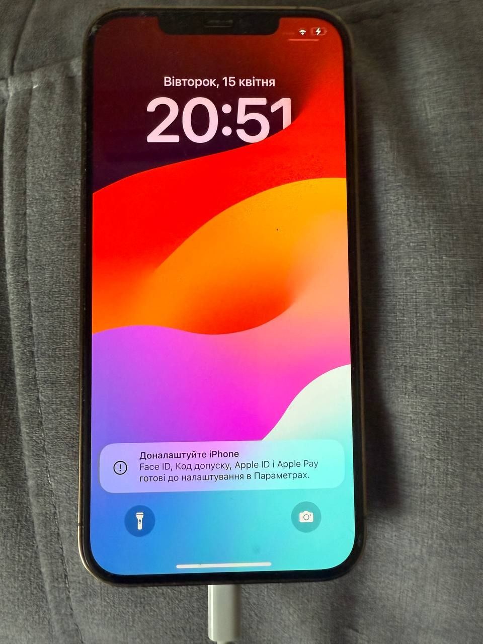 Продам IPhone 12 pro max 256