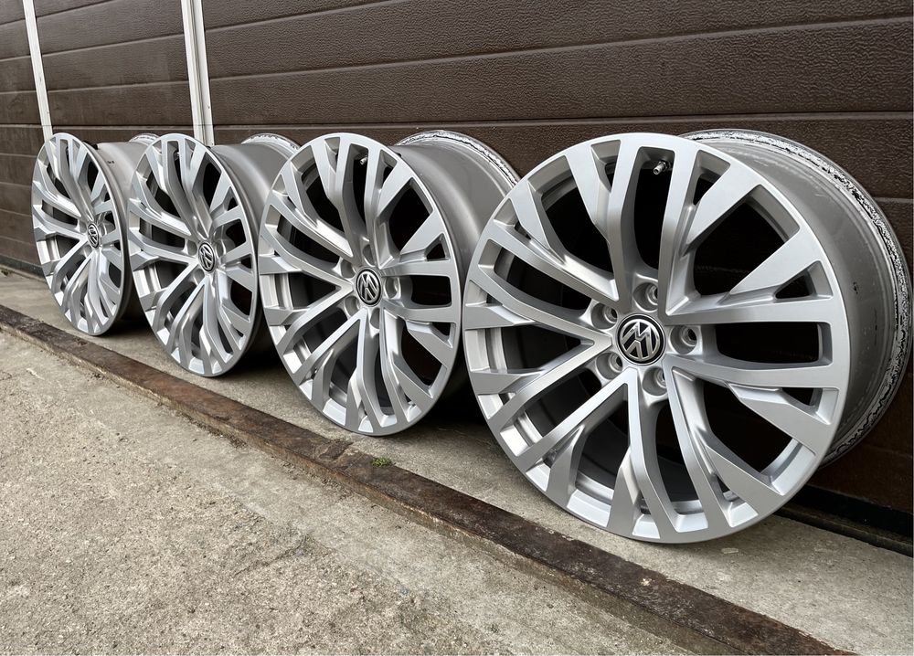 4x felgi aluminiowe Alufelgi 5x112 r18 et25 8J VW Volkswagen Oryginał