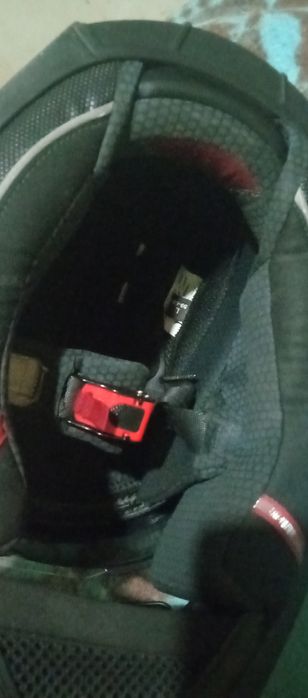 Capacete tamanho L Python como novo só alguns riscos