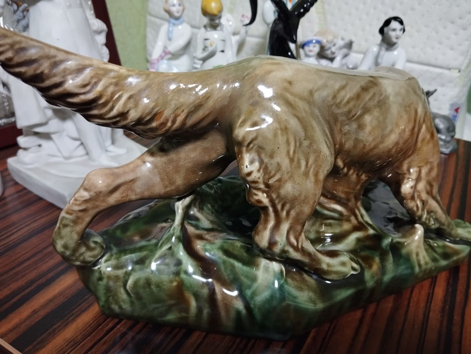 Скульптура Собака на охоте