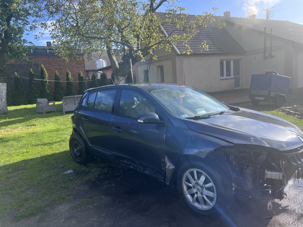 Renault Megane3 uszkodzone