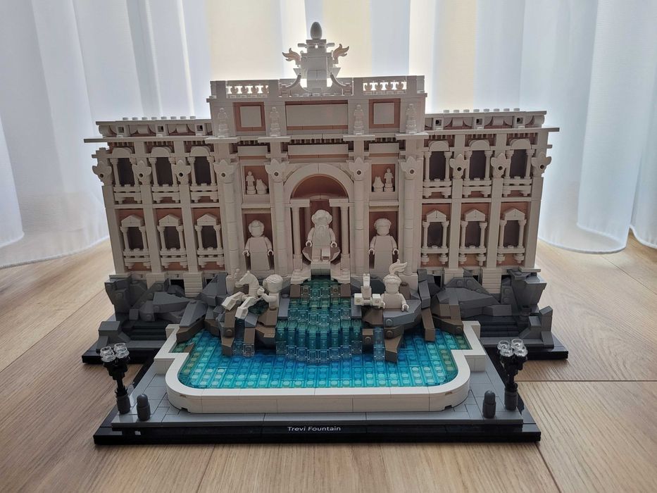 LEGO Architecture Fontanna di Trevi z pudełkiem, 21062
