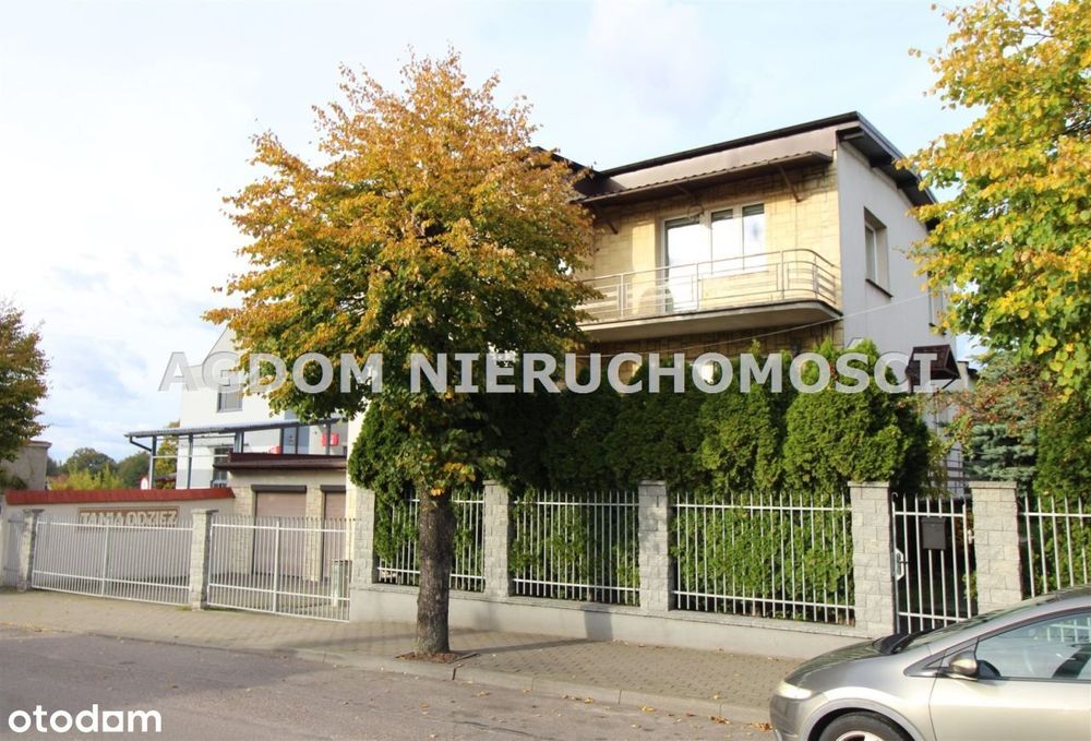 Dom z lokalem usługowym w Centrum Lipna