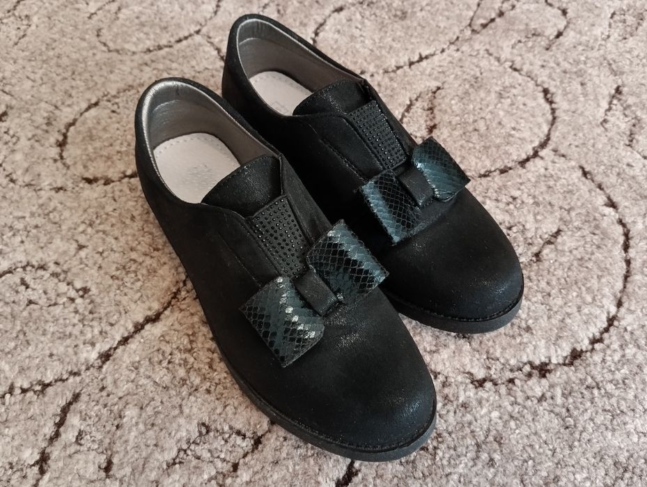 Мешти (туфельки) для дівчинки, розмір 35