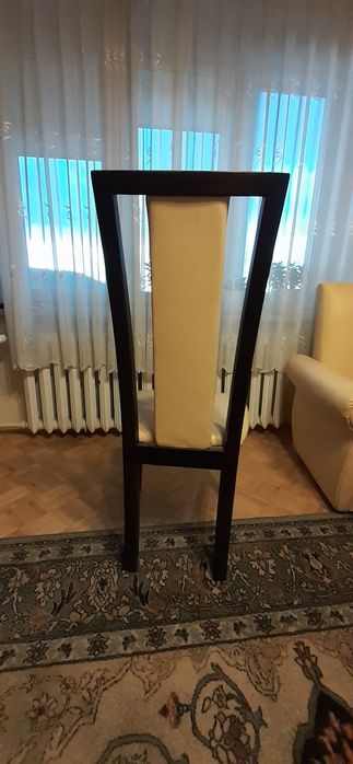 Sprzedam 1 krzesło drewniane