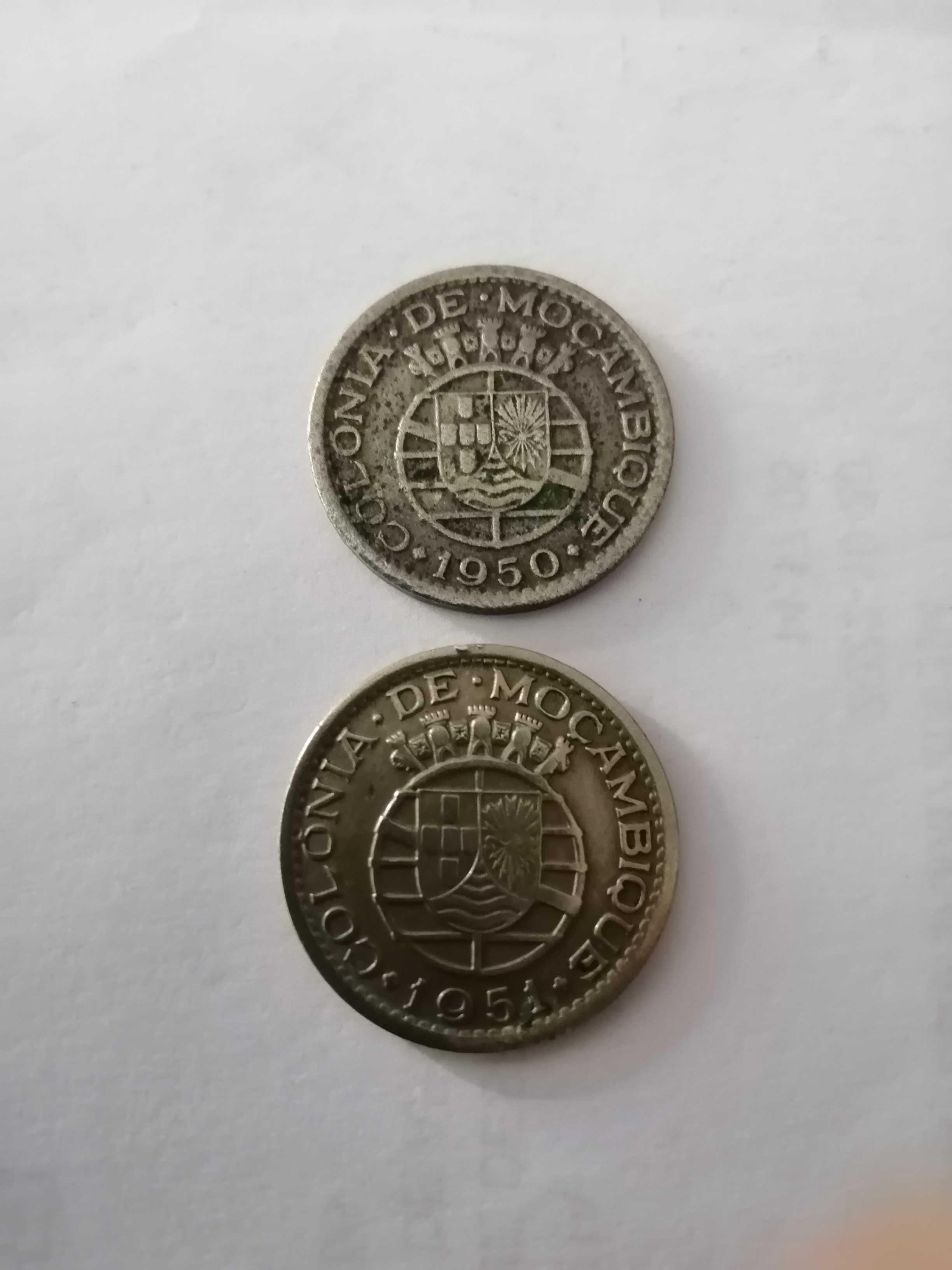 Moedas de 50 centavos. Moçambique. 1936 /1950 / 1951