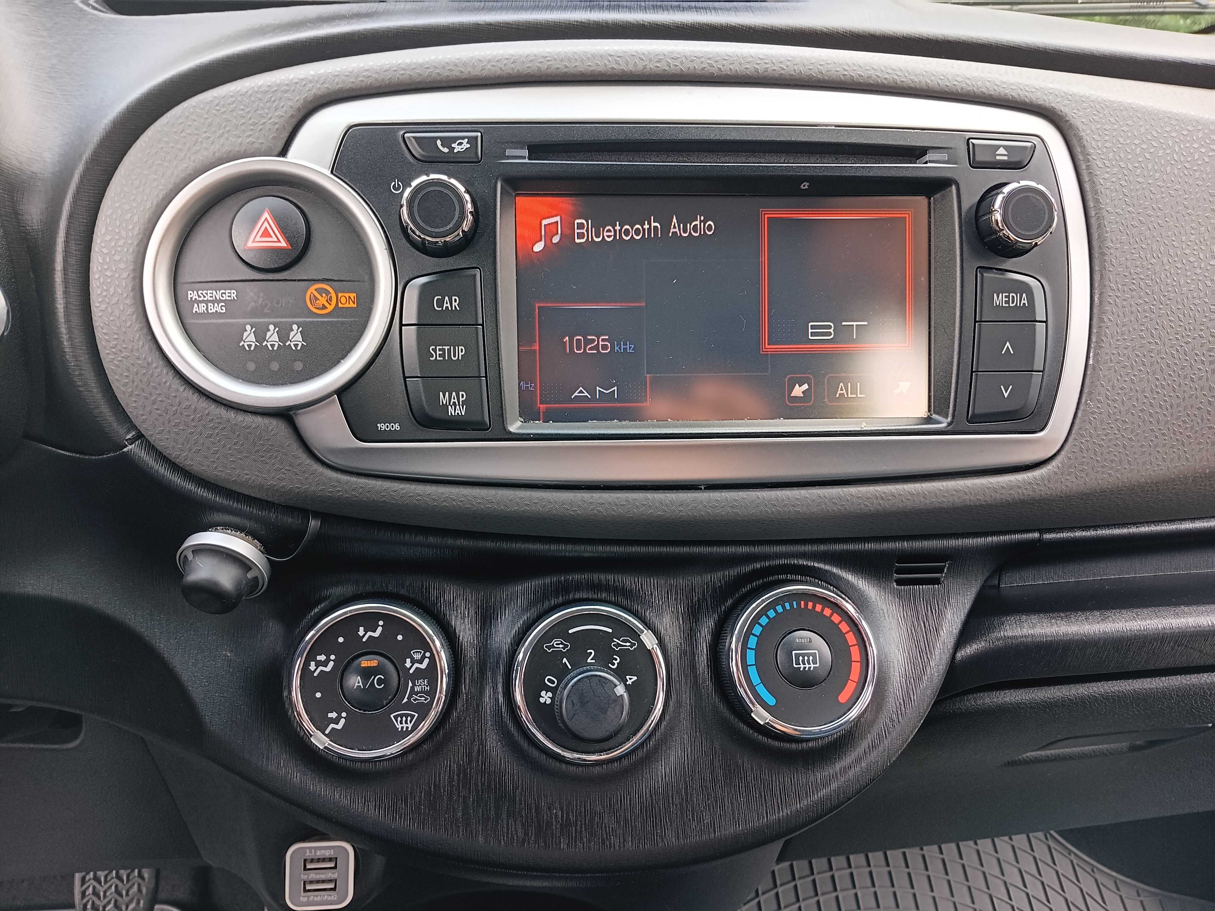Yaris 2012r 5 drzwi benzyna 98koni android ,klima