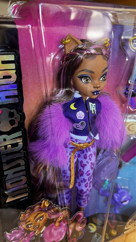 Монстер Хай Клодин Вульф Monster High Clawdeen Wolf with Pet Dog