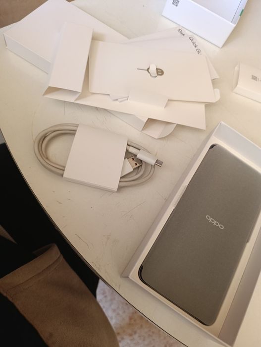 OPPO A40 2 semanas de uso, ainda com garantia de 5 anos