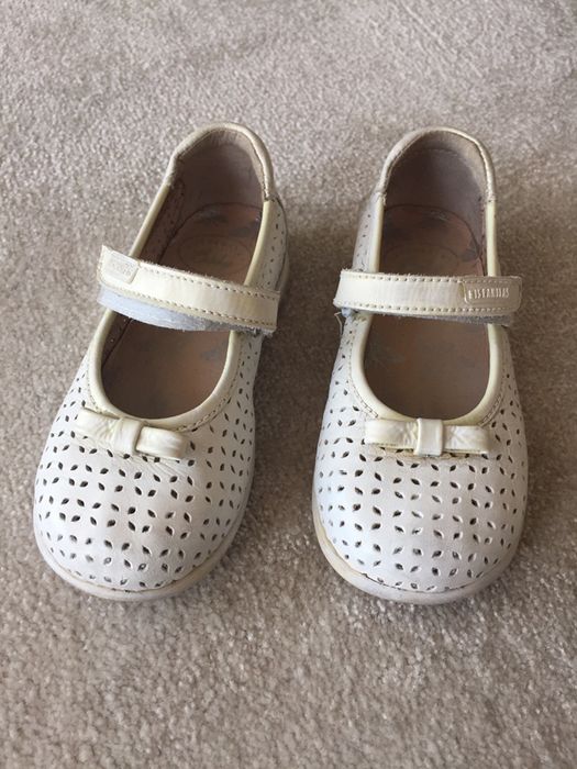 Sapatos brancos Hispanitas