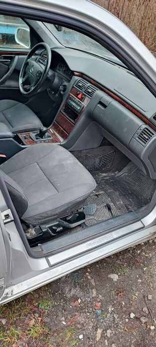 Mercedes W210 розборка