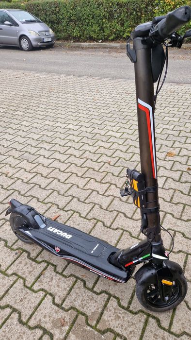 Sprzedam hulajnogę DUCATI pro 3