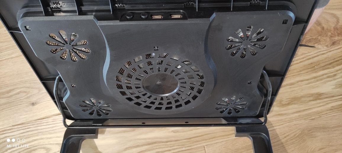 Podkładka chłodząca pod laptopa
