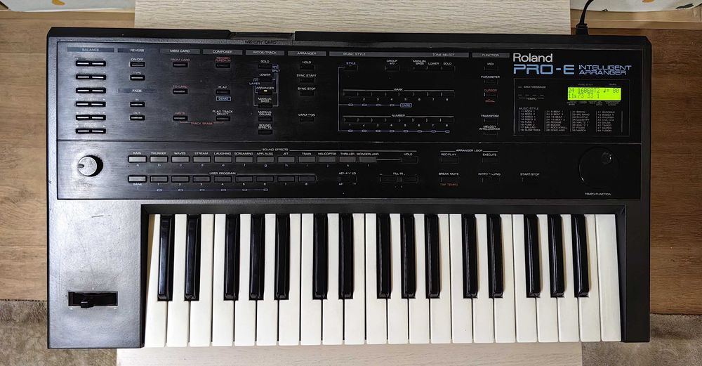 Roland PRO-E Intelligent Arranger