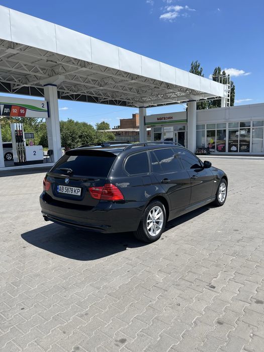 Бмв 320d на гарній камплектації