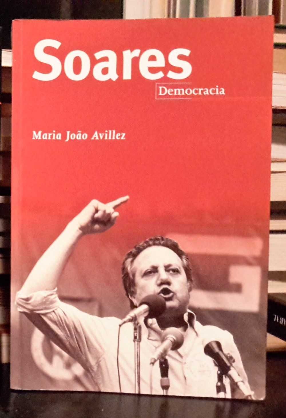 Maria João Avillez - Soares - Democracia