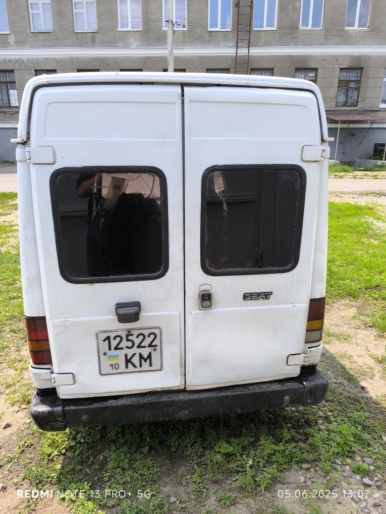 Продам автомобиль Сеат Терра
