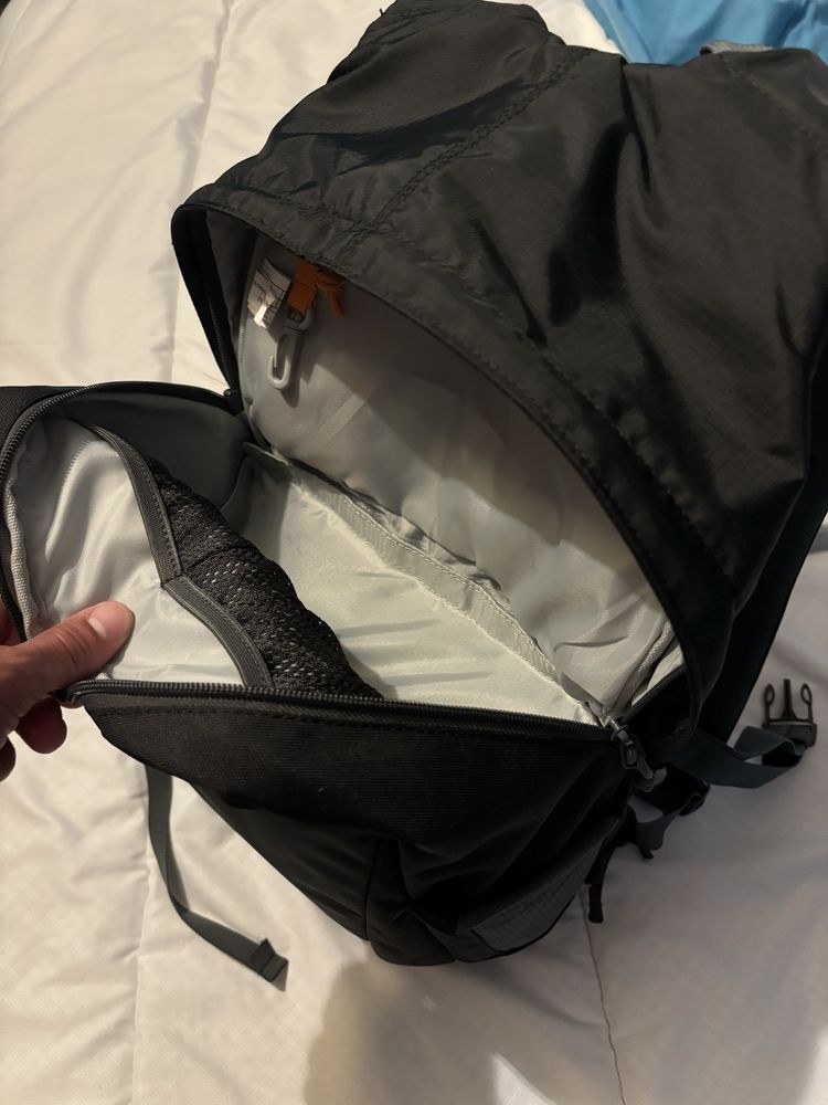 Mochila Lowepro Hatchback 150
