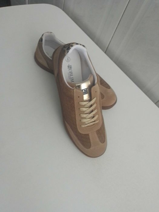 Sapatilhas mulher n.40