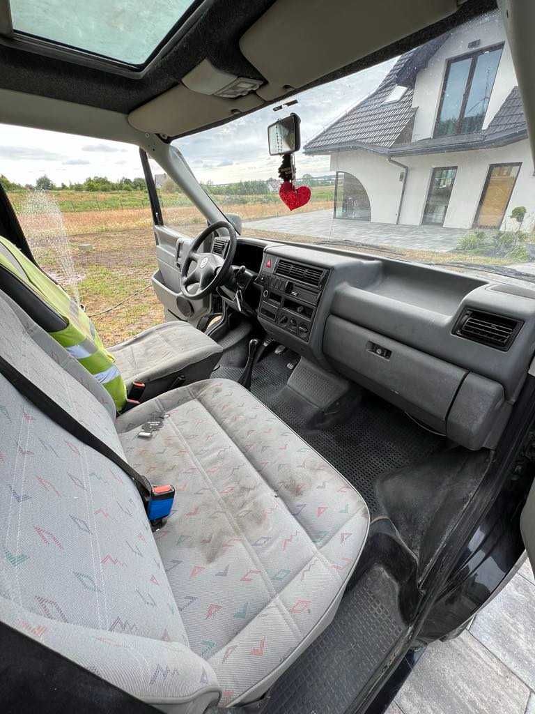 Volkswagen Transporter T4 2.5 TDI