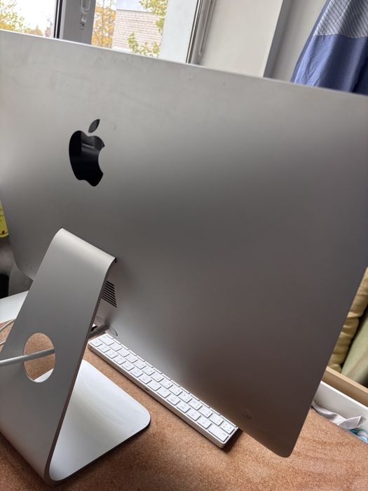 Настільний компʼьютер iMac 21,5’’, 256 - 16 gb, 2019 року