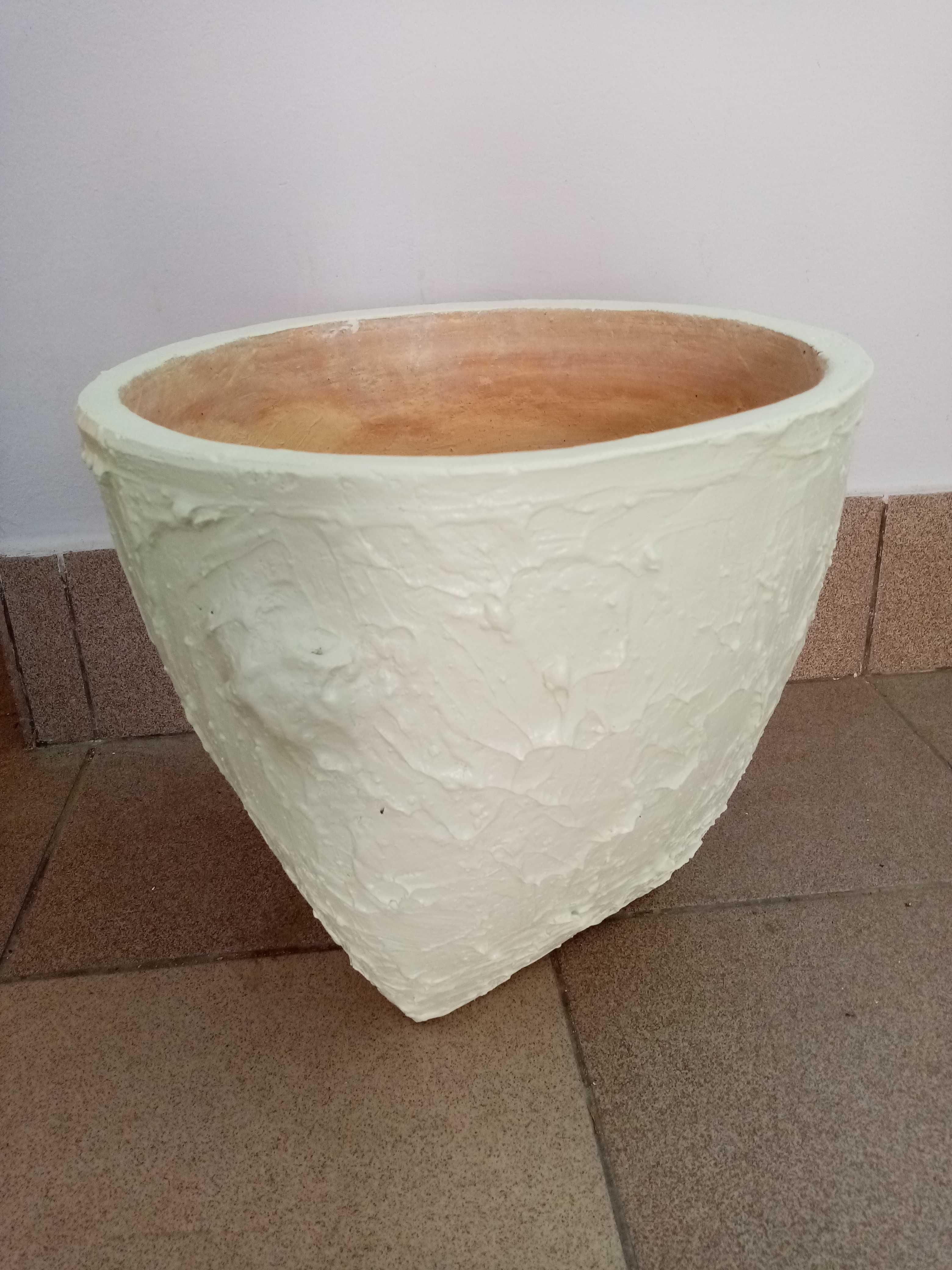 Donica ceramiczna ręcznie wyrabiana