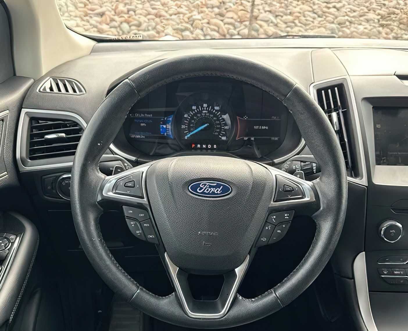 Ford Edge 2018 White