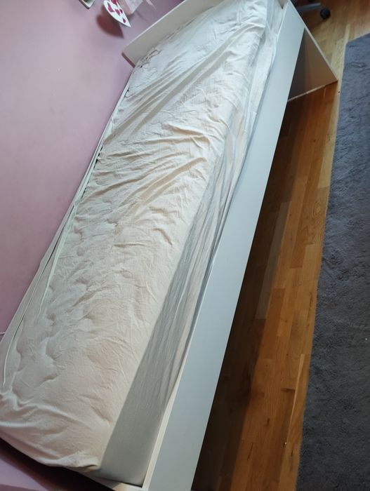 Łóżko slakt ikea