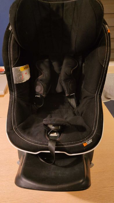 Sprzedam fotelik samochodowy