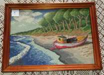 Haft Krzyżykowy  -Kuter na plaży -oprawiony 31 cm x 24 cm
