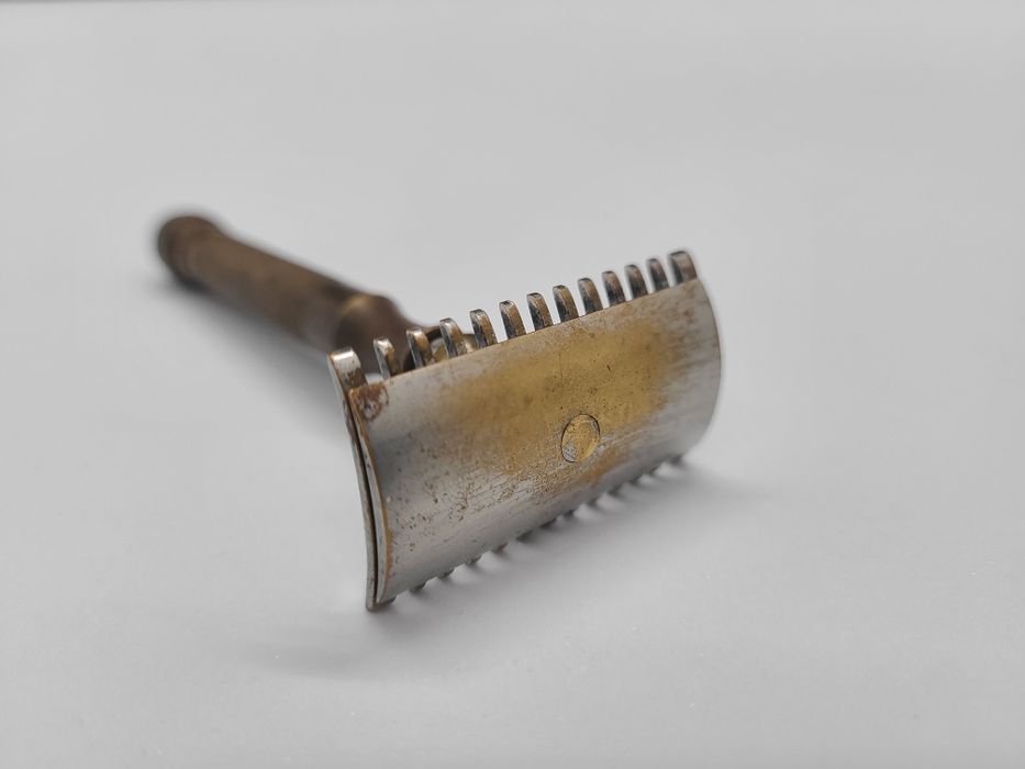 Т обратная бритва